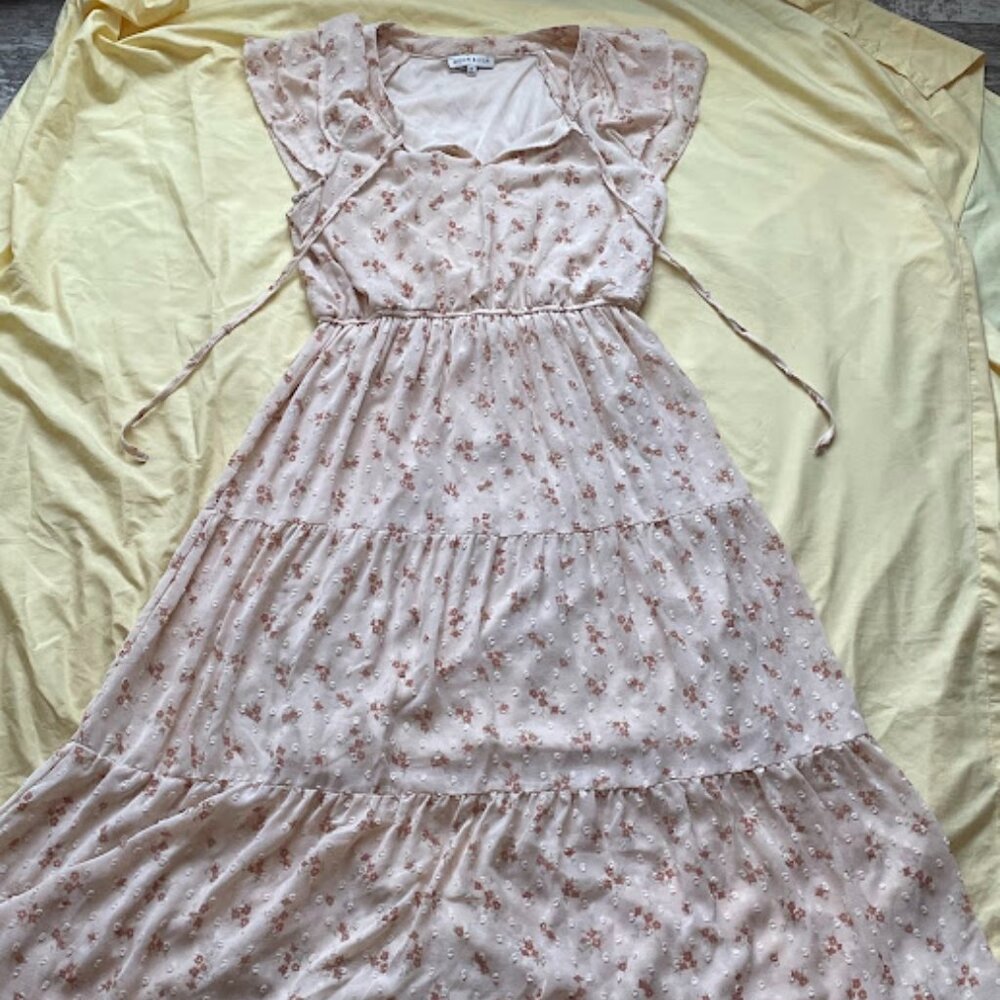 Moon River | Floral Tiered Ruffle Midi Dress | Blush Pink | Size M